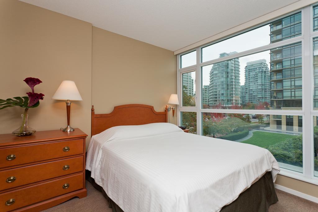 Lord Stanley Suites On The Park Vancouver Buitenkant foto